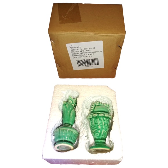 Anthropologie Salt + Pepper Shakers Shangri-La Green Ornate Stoneware NWT NIB - Picture 4 of 8